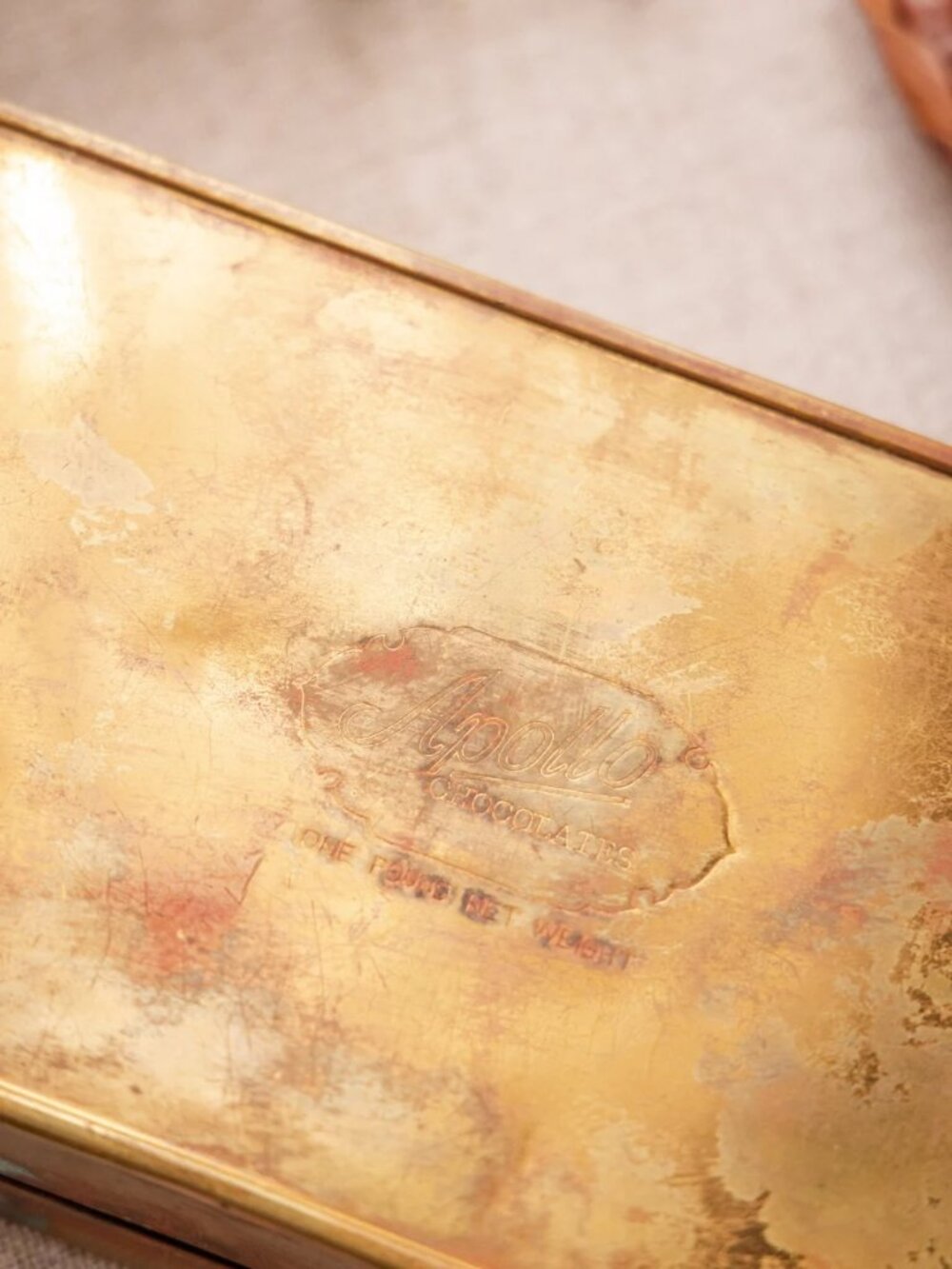 Antique Brass Rectangular Apollo Chocolate Candy Box - Picture 8 of 16